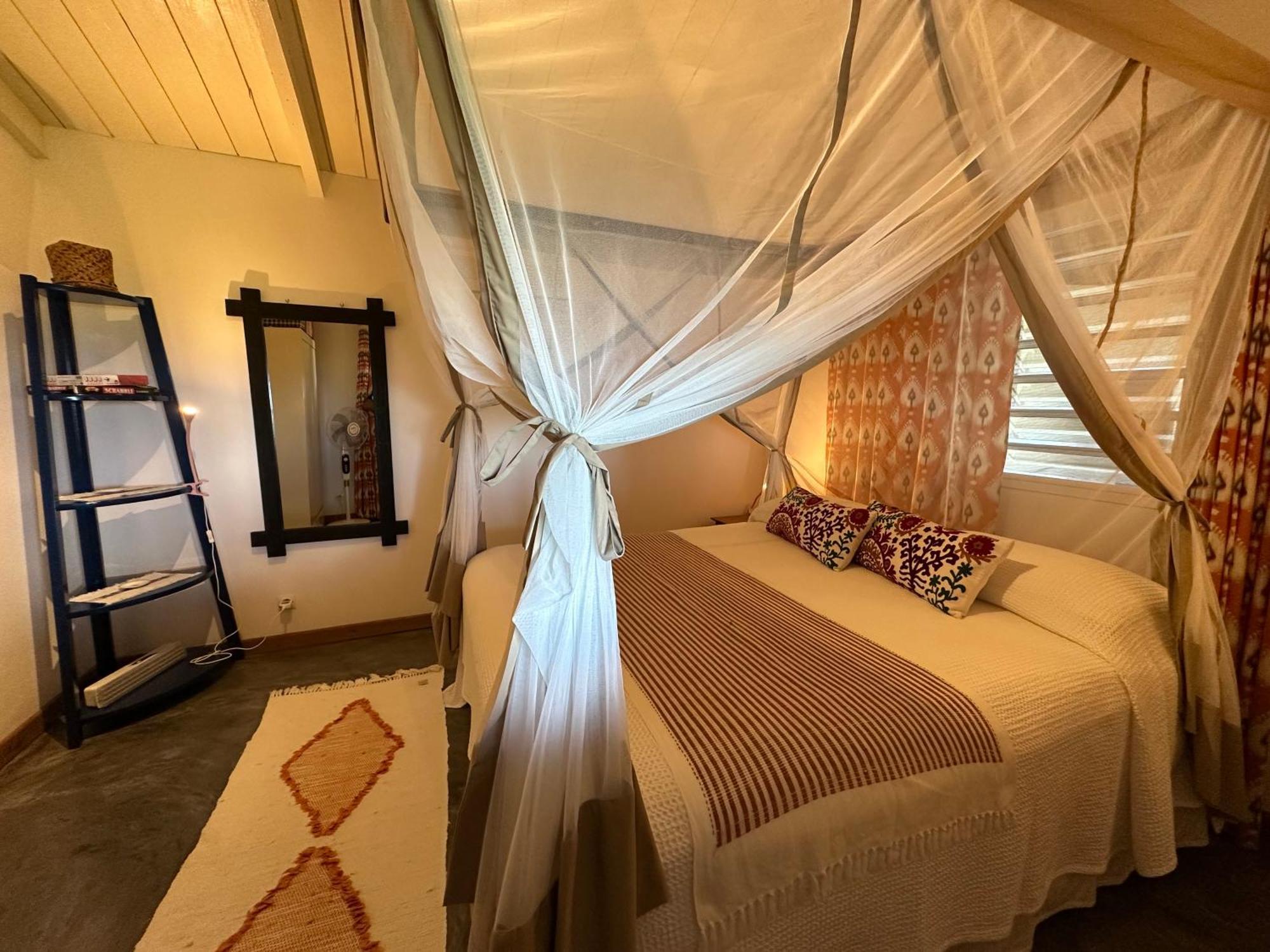 Villa Madirokely House Nosy Be à Ambatoloaka  Extérieur photo